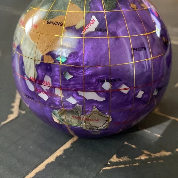 🌎World🌍Globe Paperweight🌏 - Picture 8 of 11